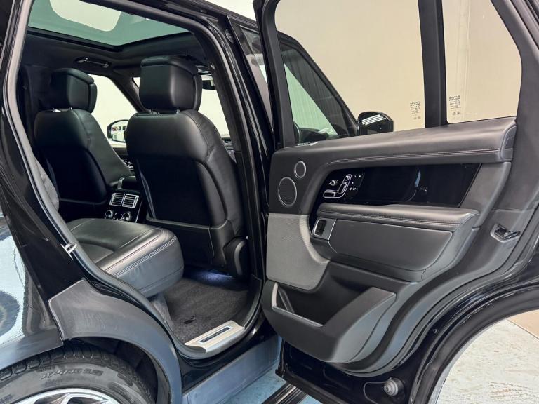  Land Rover Range Rover 4.4 SD V8 Autobiography SUV 5dr Diesel Auto 4WD Euro 6 (s/s) (339 ps) Die...