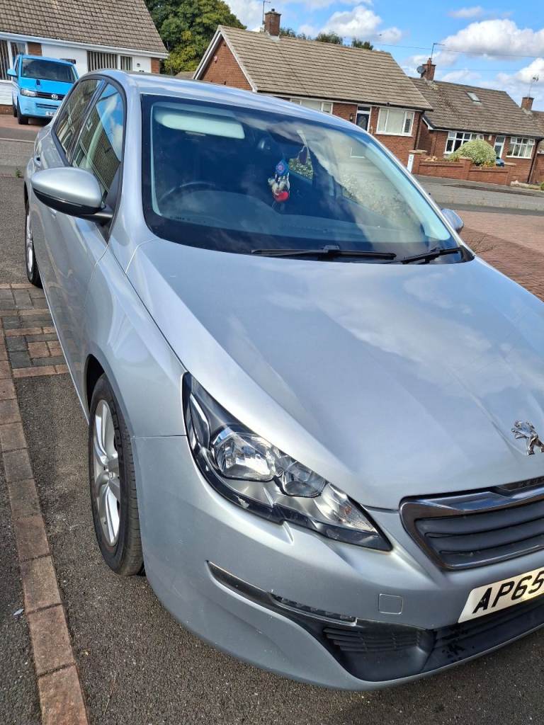Peugeot, 308, Hatchback, 2015, Manual, 1560 (cc), 5 doors