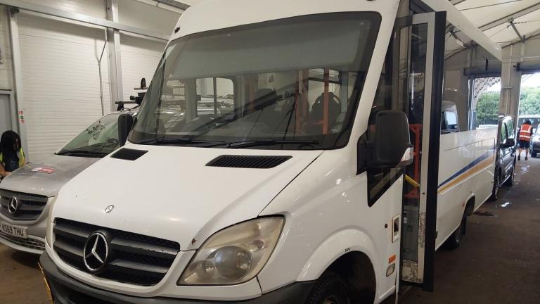 2007 Mercedes-Benz Sprinter 515CDI MWB C/C Chassis Cab Diesel Manual