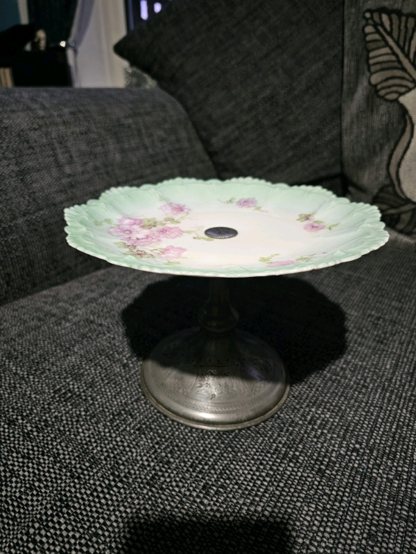 Circa 1909 austrian cake stand pewter base, gorgeous no cracks, chips