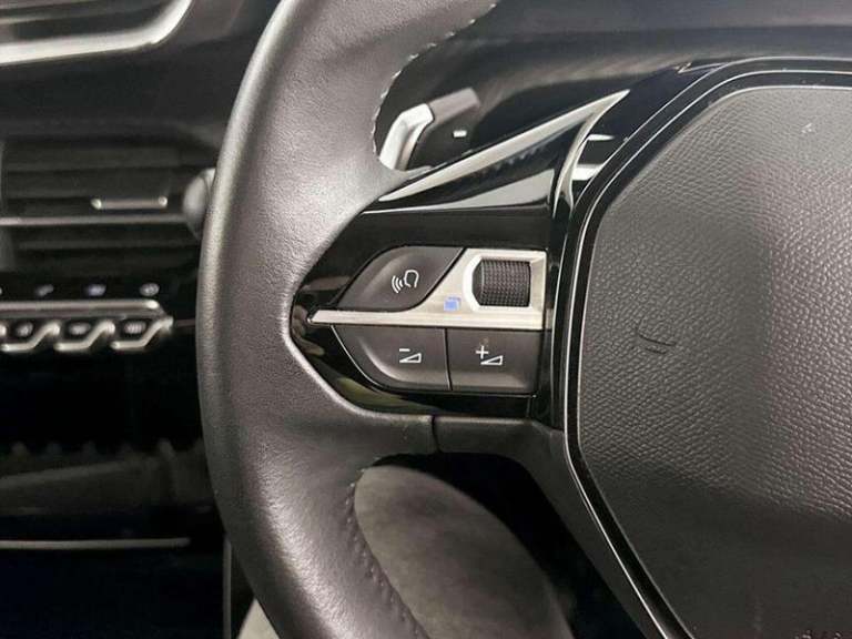 2022 Peugeot 2008 1.2 PureTech Allure Premium EAT Euro 6 (s/s) 5dr Automatic SUV Petrol Automatic