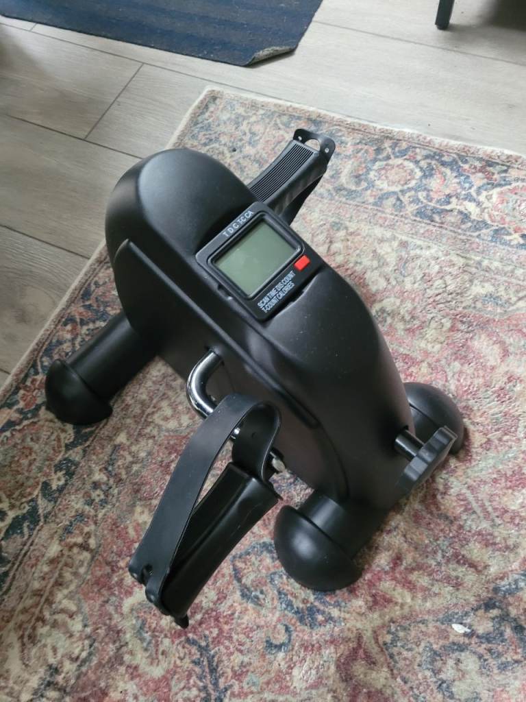 Mini exercise bike