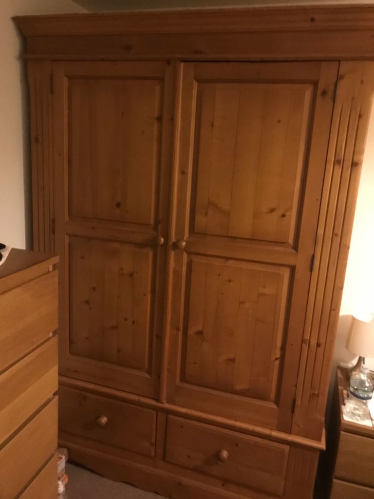 Double Wardrobe with 2 drawers 