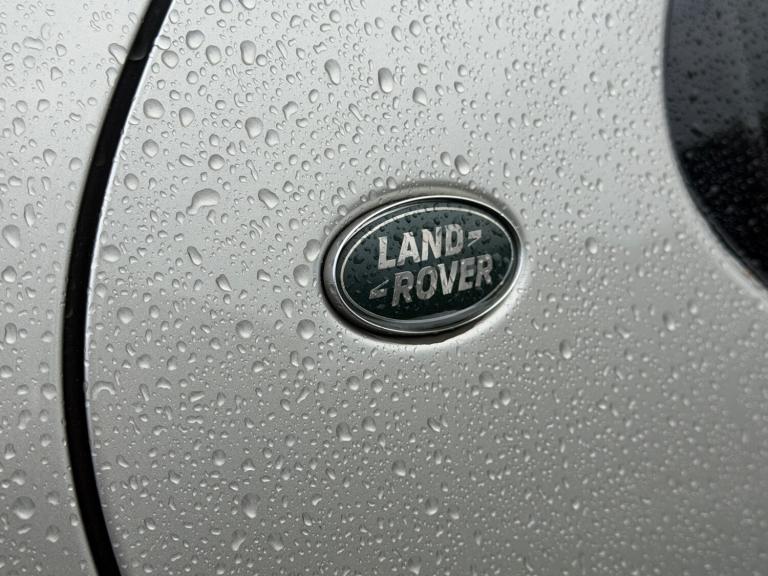 2017 Land Rover Discovery 3.0 TDV6 HSE Automatic 4WD Euro 6 5dr SUV Diesel Automatic