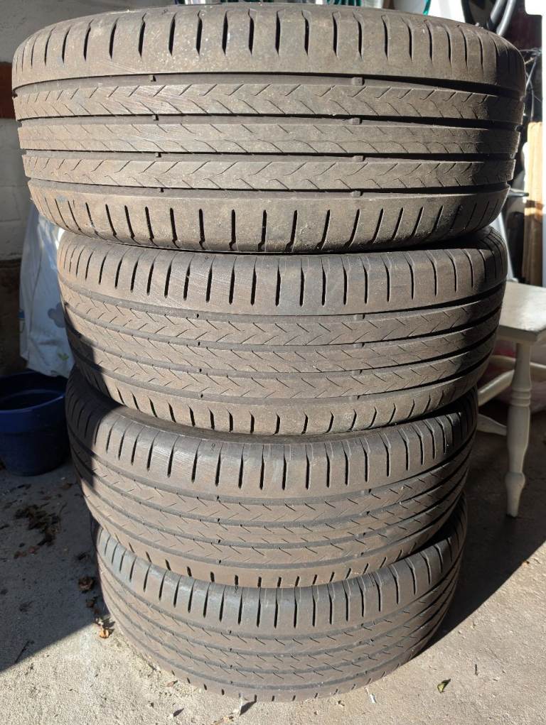 Continental EcoContact 6Q tyres 215/55 R17