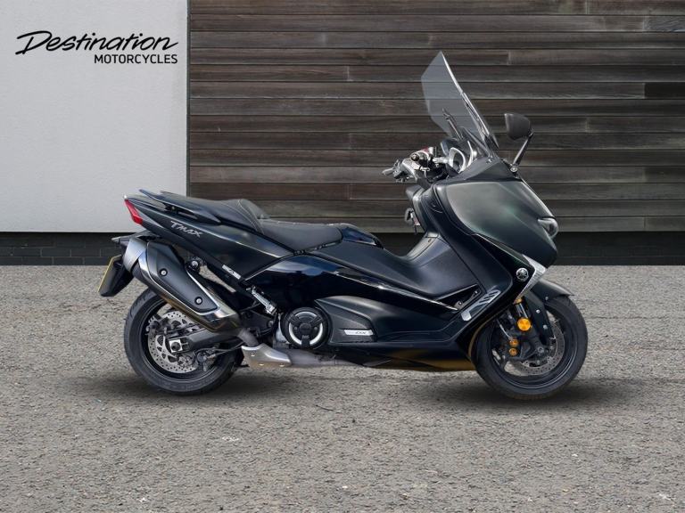 2018 Yamaha XP 530 D-A TMAX DX Petrol black Manual
