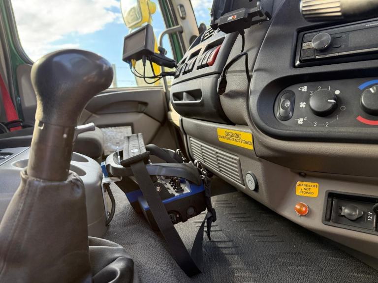  2013 DAF LF 55.220 18TON DROPSIDE WITH ATLAS 104.3E CRANE 