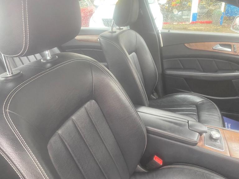 2013 Mercedes-Benz CLS 3.0 CLS350 CDI V6 BlueEfficiency AMG Sport Coupe G-Tronic+ Euro 5 4dr COUP...