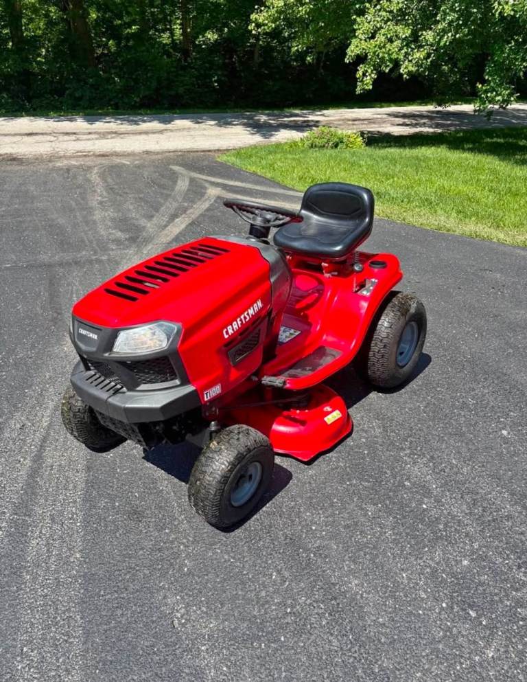 Craftsman T100 36" Riding Lawn Mower