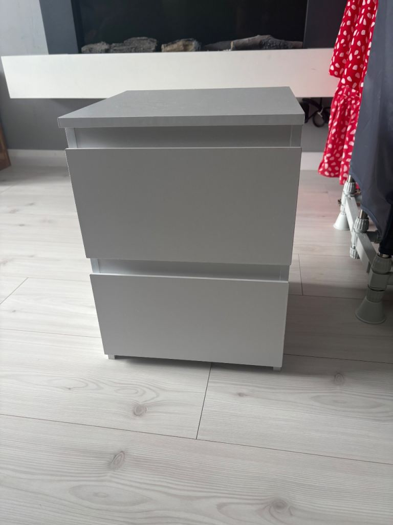 Bedside table 