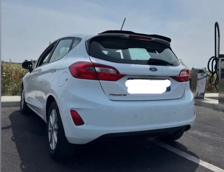 Maxton Design Rear Spoiler: Ford Fiesta Mk8 