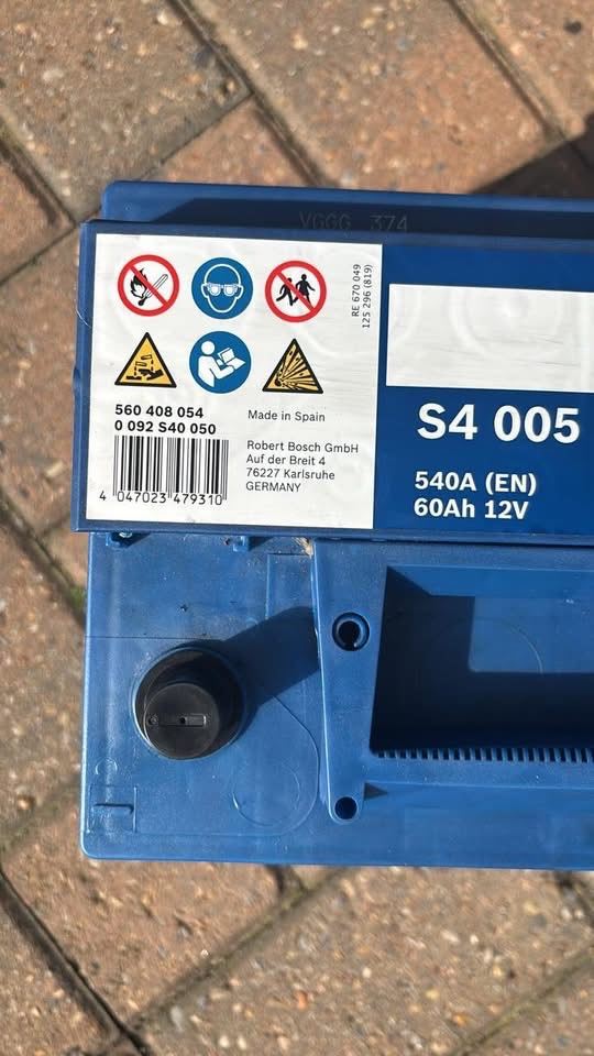 Bosch car battery 