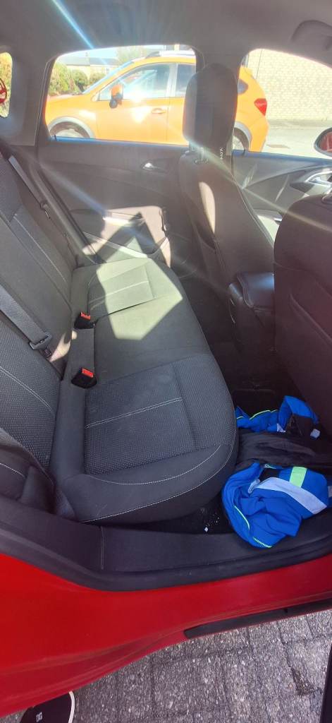 Vauxhall, ASTRA, Hatchback, 2010, Manual, 1598 (cc), 5 doors