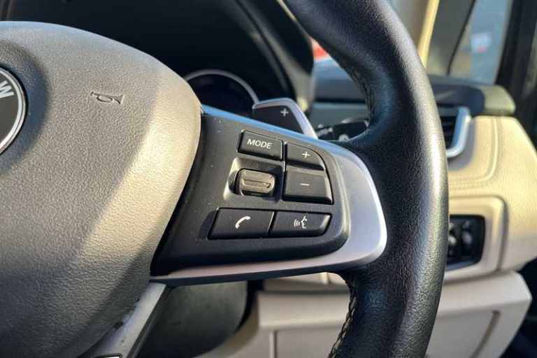 2018 BMW 2 Series 220d xDrive Luxury 5dr Step Auto HATCHBACK DIESEL Automatic