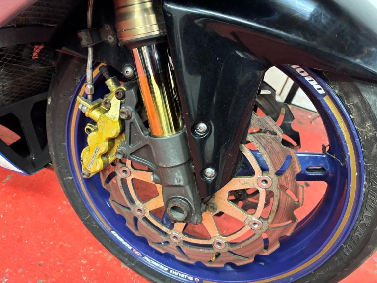 SUZUKI GSXR1000 PX TO CLEAR WINTER PROJECT BIKE TRACK BIKE 