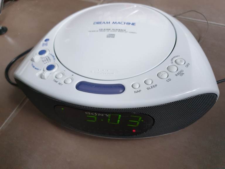 SONY Dream Machine radio alarm