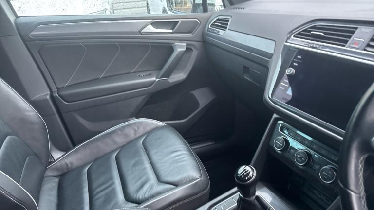 2018 Volkswagen Tiguan 2.0 TDi 150 R-Line 5dr Diesel Estate Estate Diesel Manual