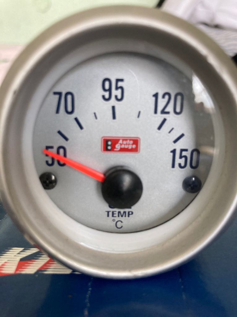 OIL TEMP GAUGE MADE BY AUTO GAUGE