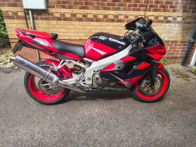 Kawasaki, Ninja ZX 9, 2002, 899 (cc)