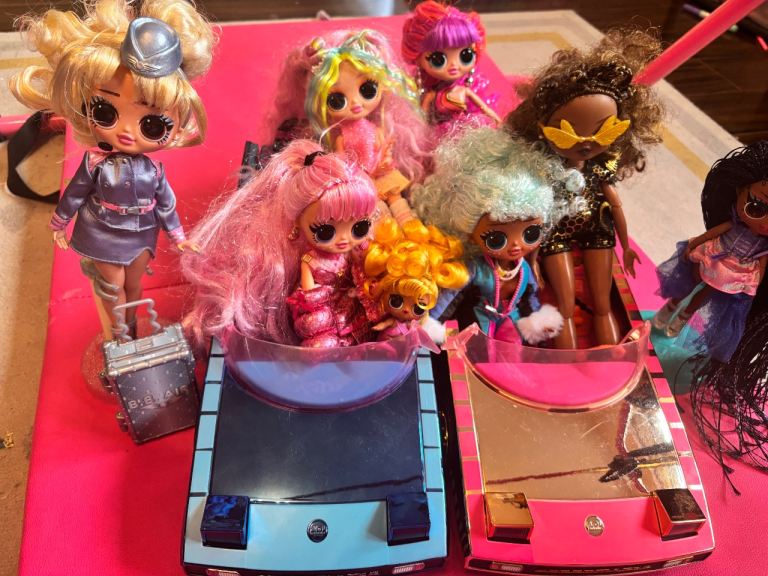 lol bundle - dolls, cars and accessories 
