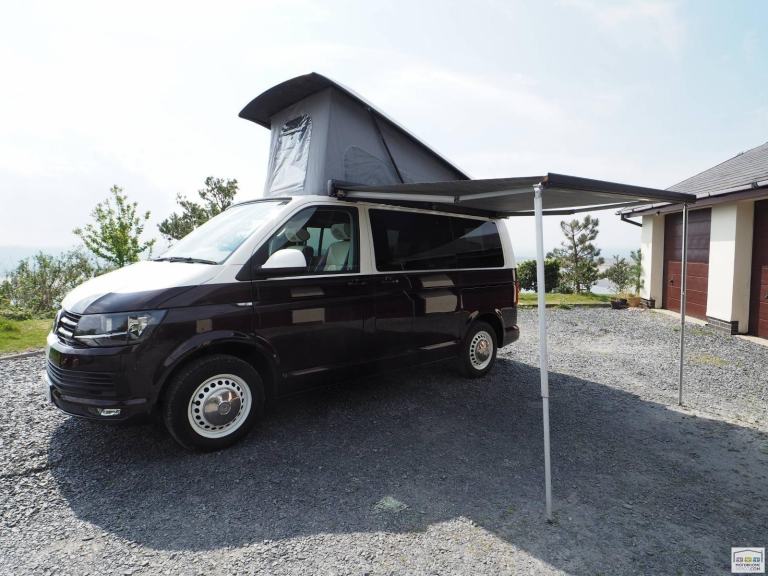 Volkswagen T5.1 Transporter, T28/102, SWB, Highline, Pop-top, 5 Belt, 4 Berth