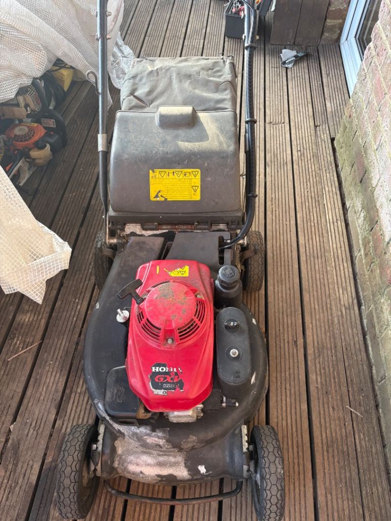 Honda HRX 536 lawnmower