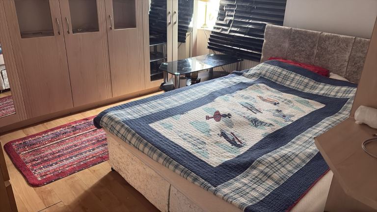 Double room for rent 