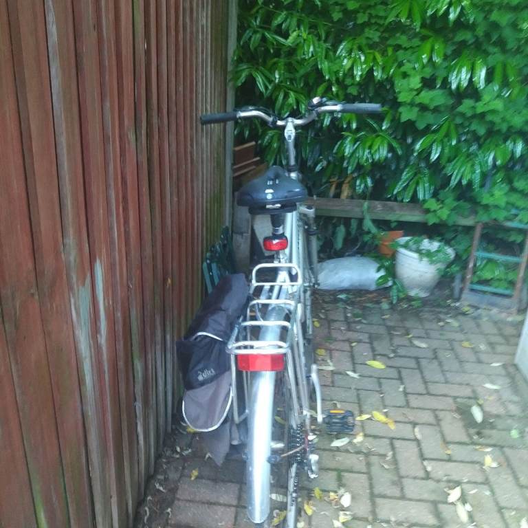 Claude Butler City Bike with Pannier Rack – Good Condition