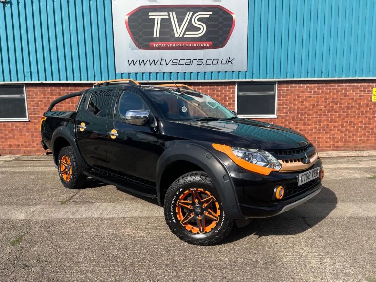 2019 Mitsubishi L200 2.4 DI-D DC Barbarian SVP II 4WD Euro 6 4dr PICK UP Diesel Manual