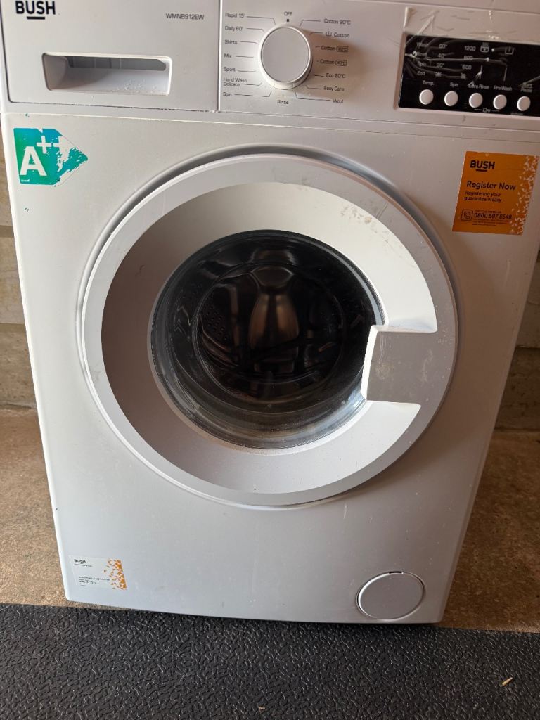 Bush Washing Machine – White, Good Condition