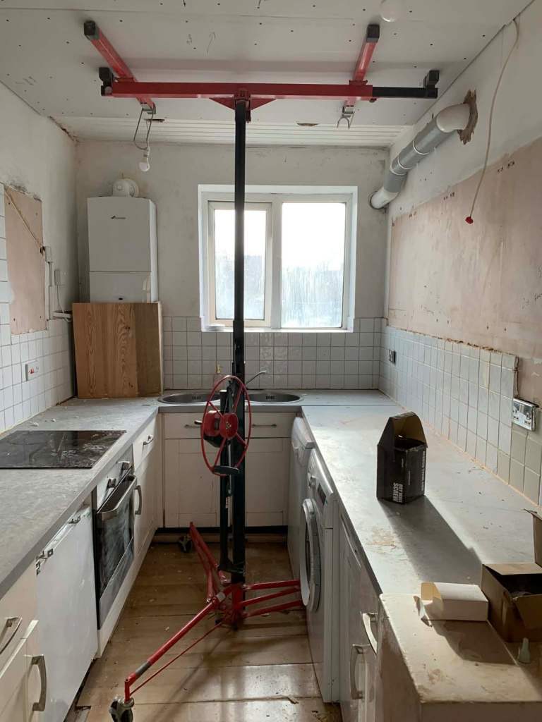 Plasterboard Lifter for sale (pickup only) (Clapham Common)