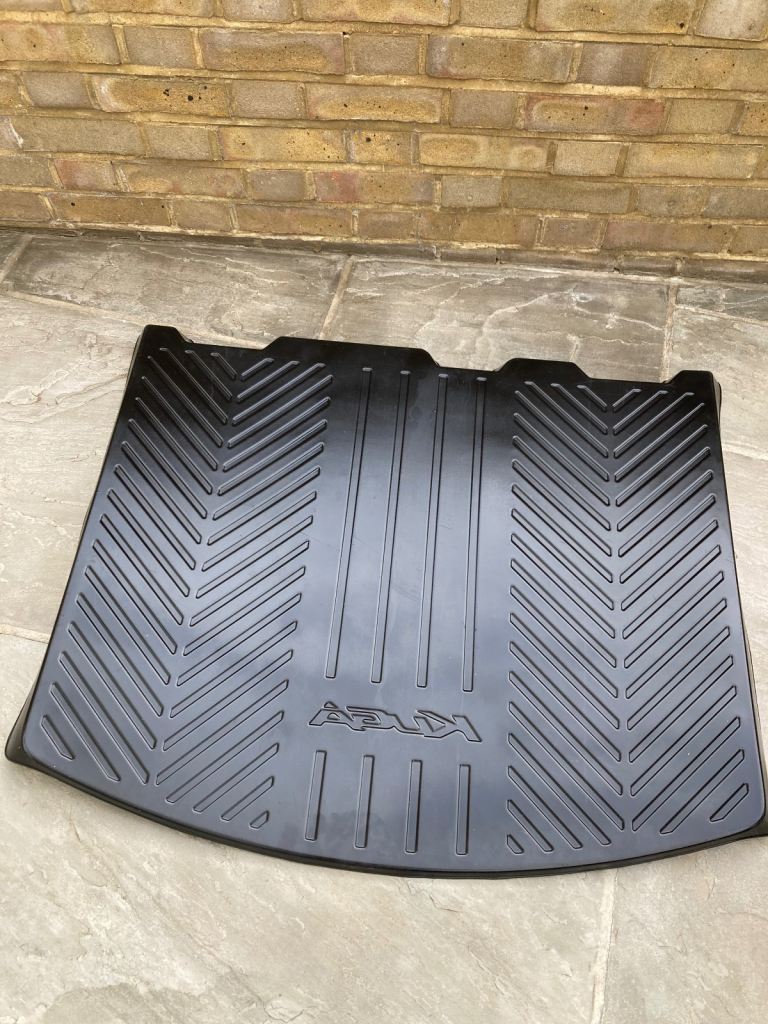 Ford kuga boot liner