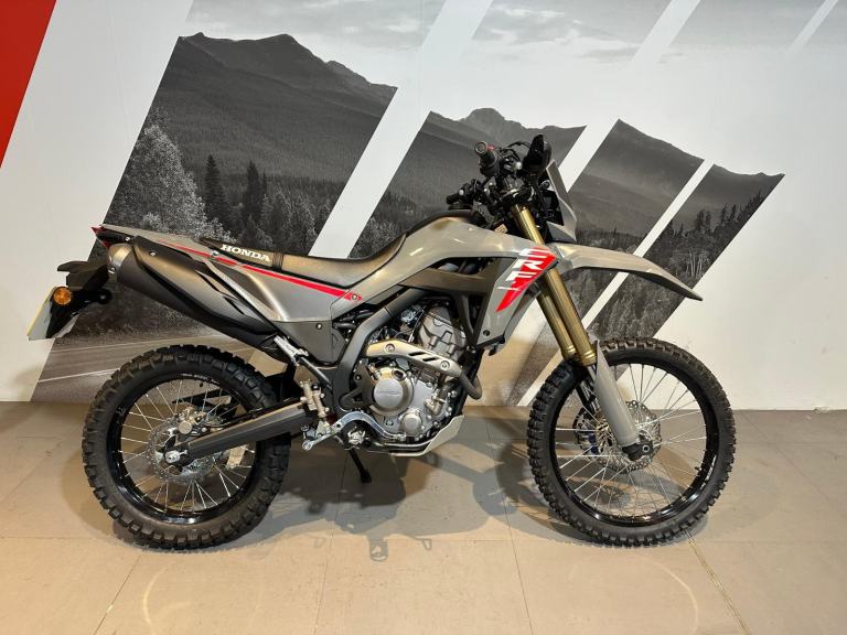 Honda CRF 300 L Adventure 2025 with only 138 miles 