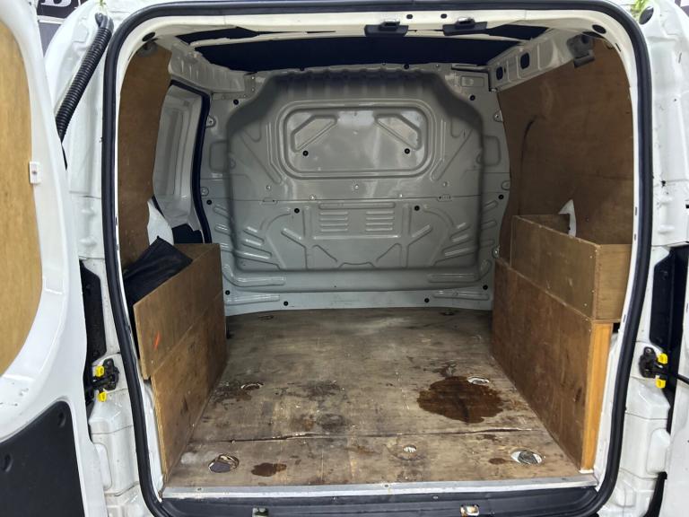 2012 Fiat Fiorino 1.3 16V Multijet SX Van Start Stop PANEL VAN Diesel Manual