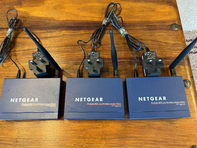 3X Netgear ProSafe 802.11g Wireless Access Points - WG102 UK 