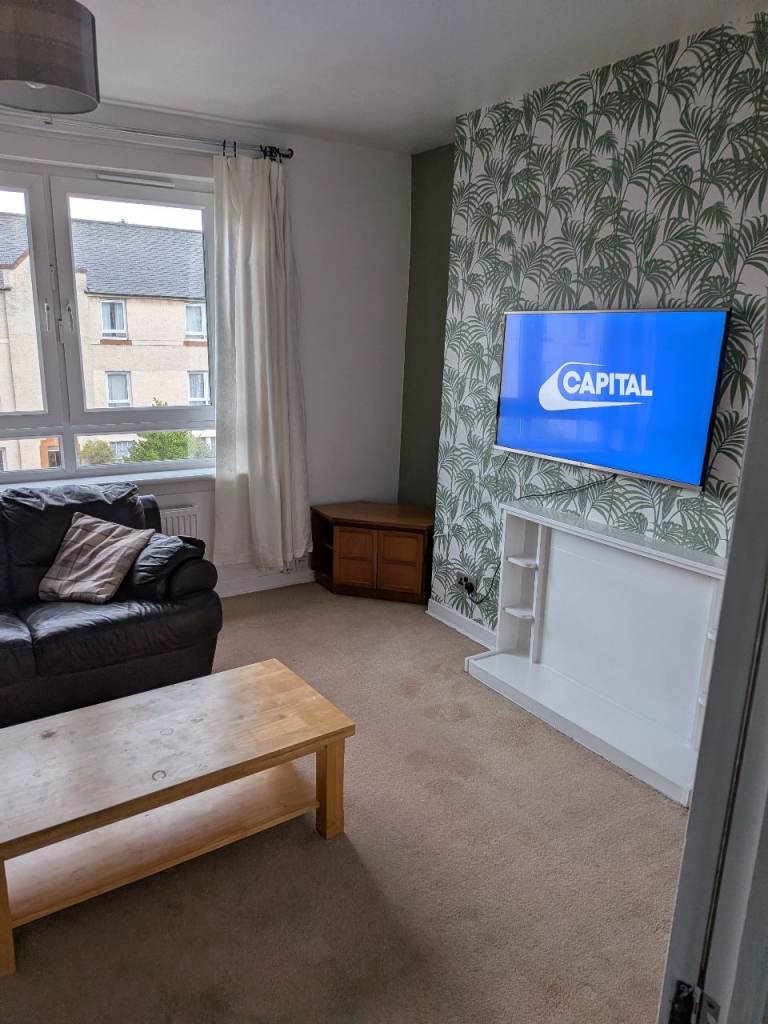 2 bedroom flat in Slateford, Edinburgh for rent.