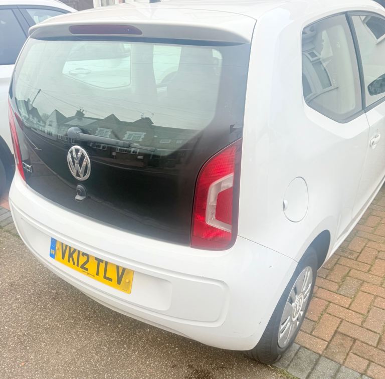 Volkswagen, UP, Hatchback, 2012, Manual, 999 (cc), 3 doors