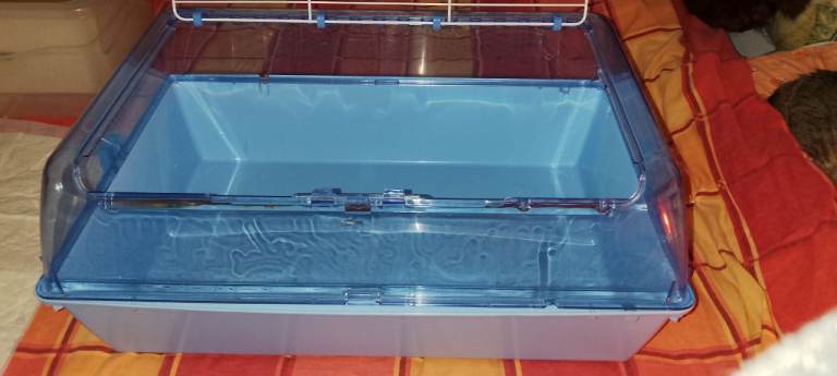 Zoozone plastic indoor cage 