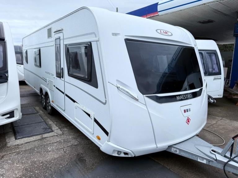 2019 LMC Maestro 735k 7 Berth fixed bunk beds