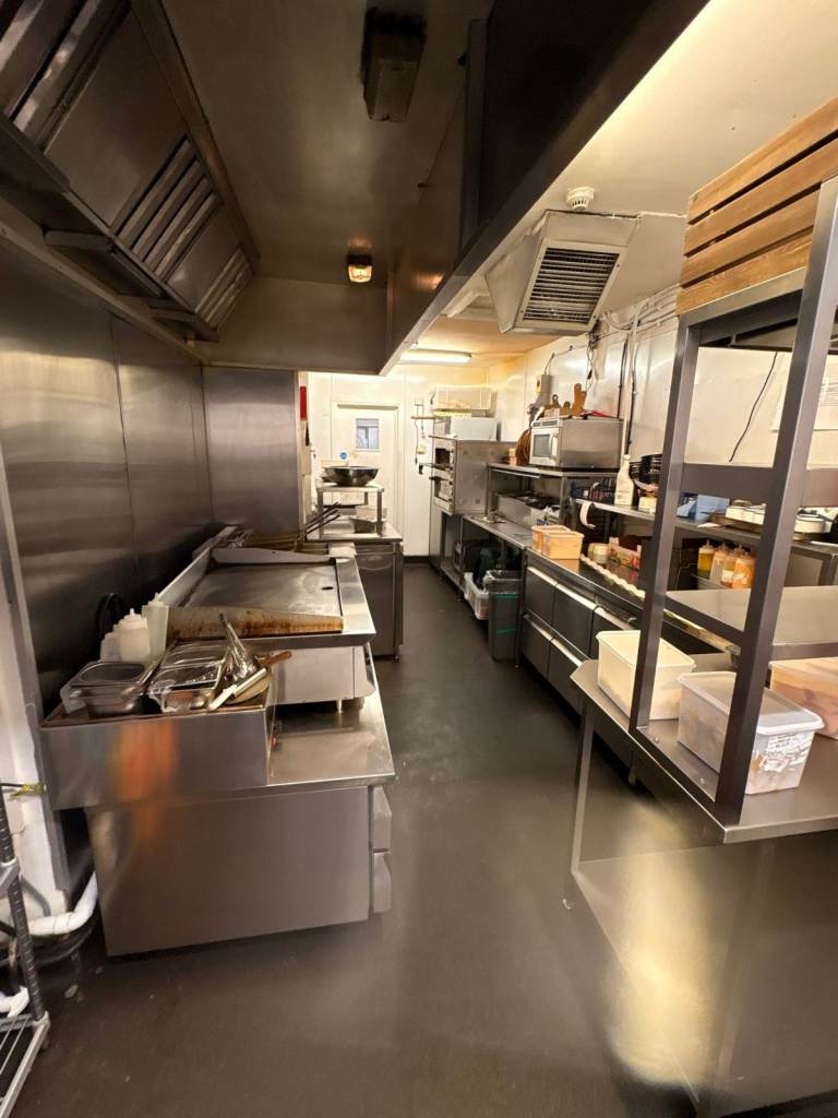 Pub & Bar Kitchen for rent in Manchester 