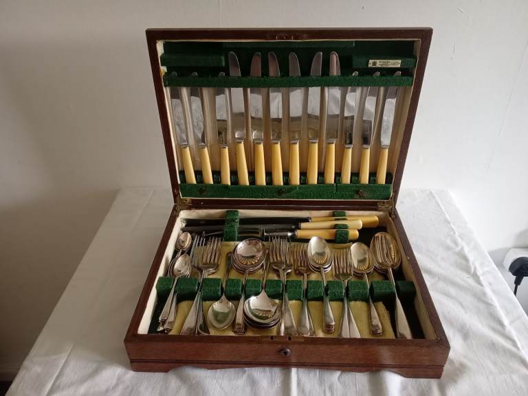 Gladwin Ltd Embassy Silver Plate Cutlery Set 55 Piece Vintage Sheffield