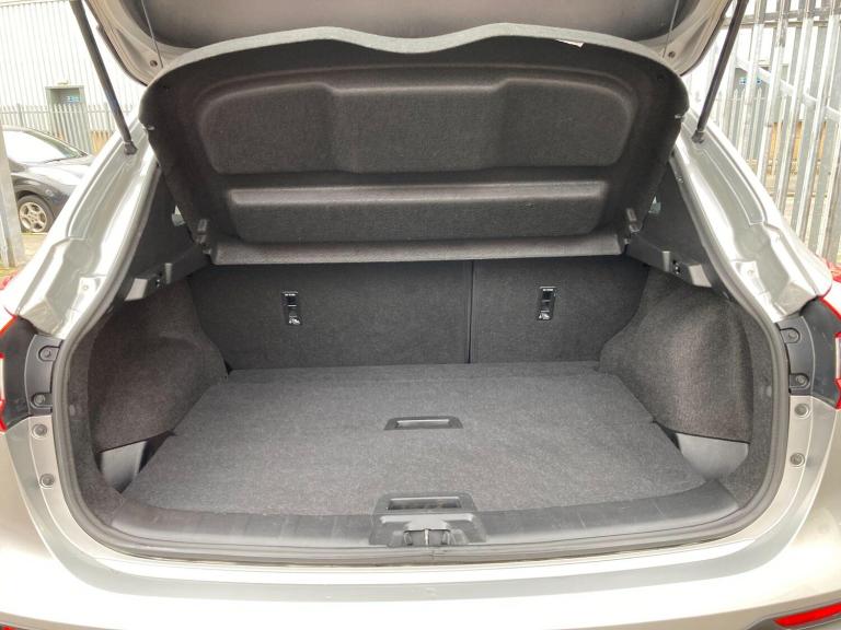 2019 Nissan Qashqai 1.3 DiG-T N-Connecta 5dr HATCHBACK PETROL Manual