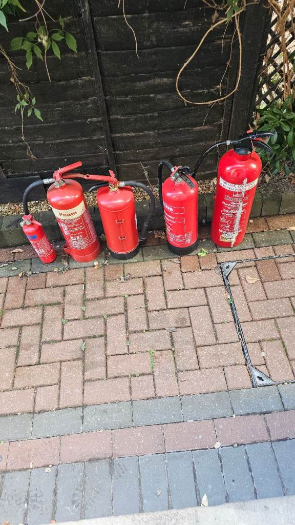 Fire extingishers 