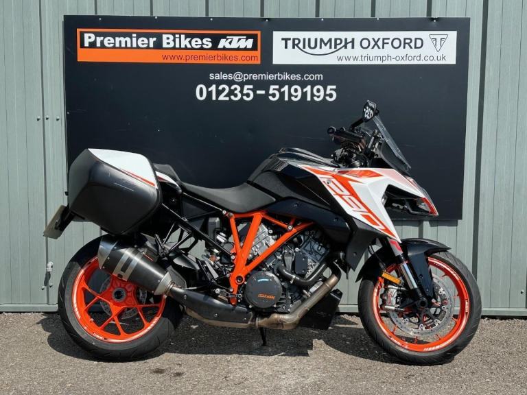STUNNING ONE OWNER 2019/19 KTM 1290 SUPERDUKE GT MOTORCYCLE