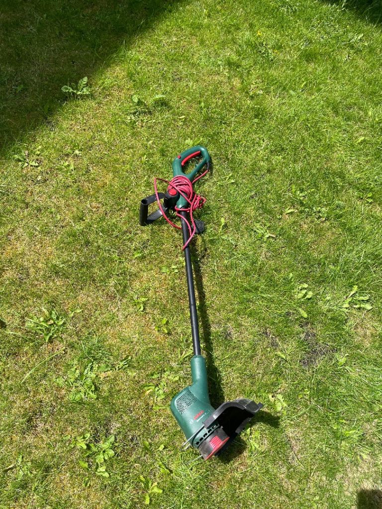 Bosh grass strimmer