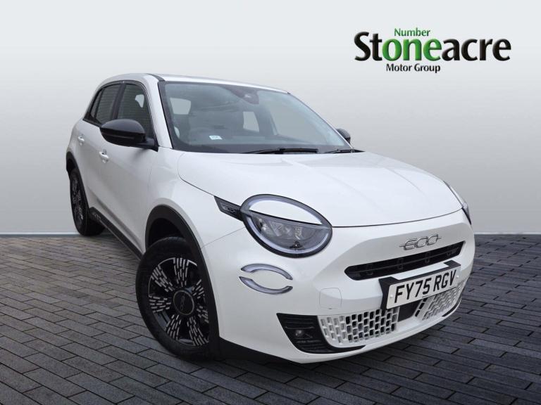 2025 Fiat 600 600 1.2 136hp Hybrid Edct-6 HATCHBACK Petrol/Electric Hybrid Automatic