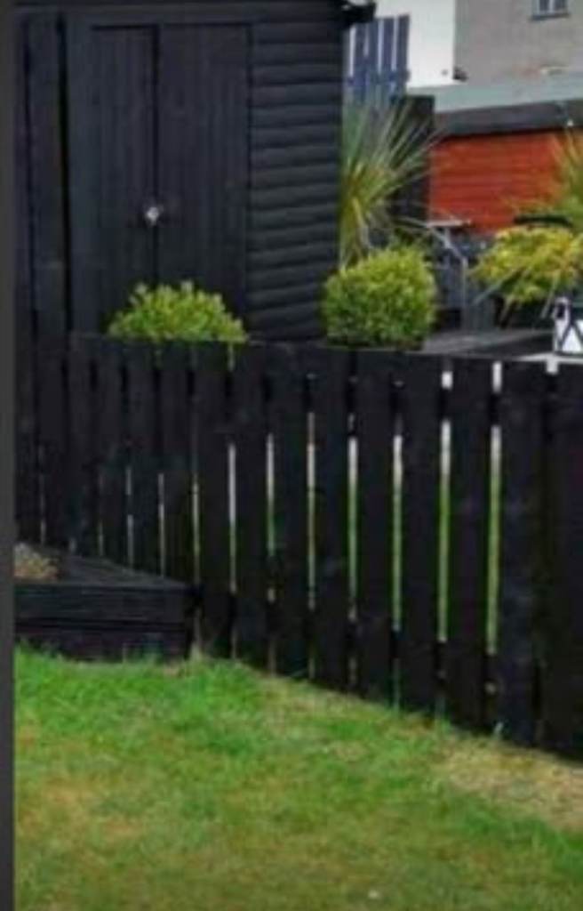 Fence paint 1 coat