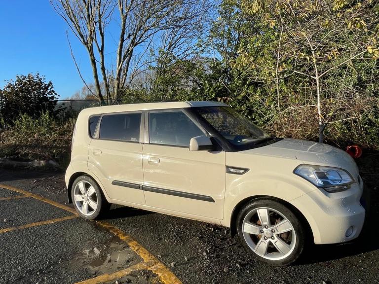 KIA SOUL 1.6 SHAKER 2009 REG PLATES INCLUDED 5 DOOR 1 OWNER MOT AUGUST 9TH 2026 LOW INSURANCE