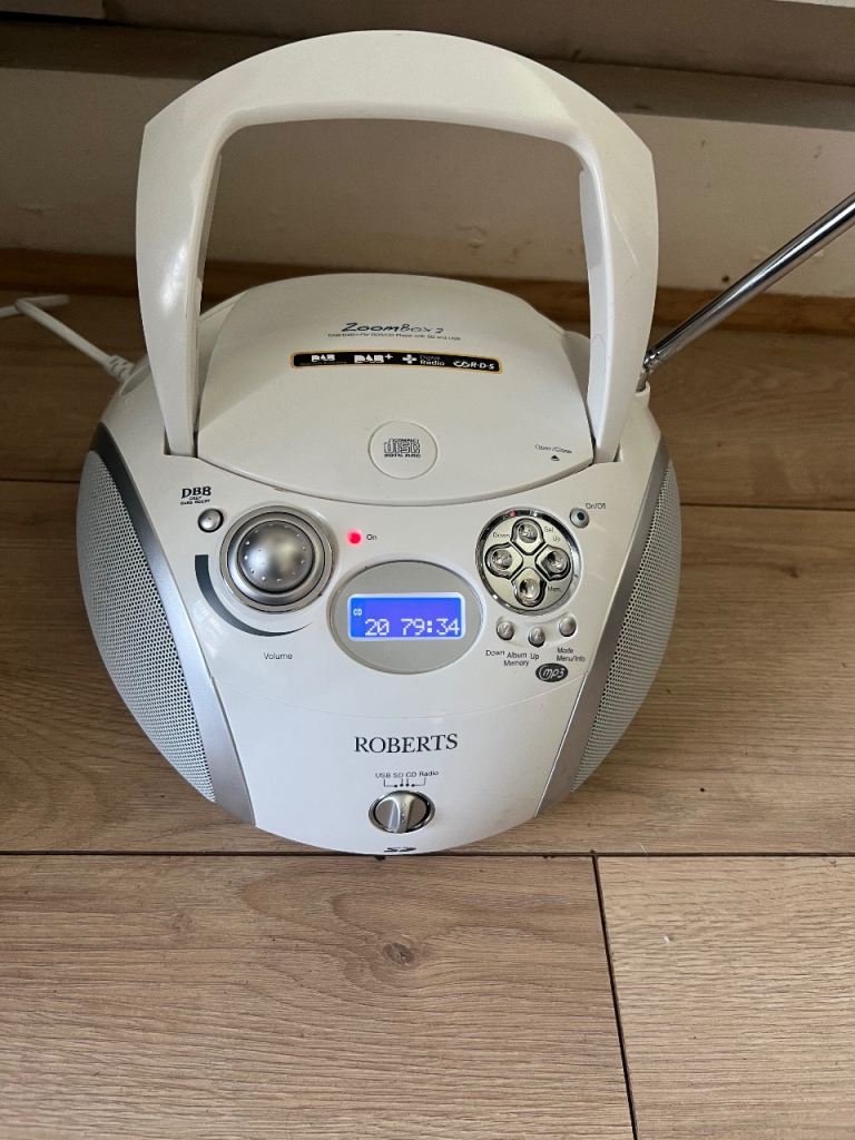 Roberts ZoomBox 2 DAB+/FM RDS/CD/USB/SD Good Working , 