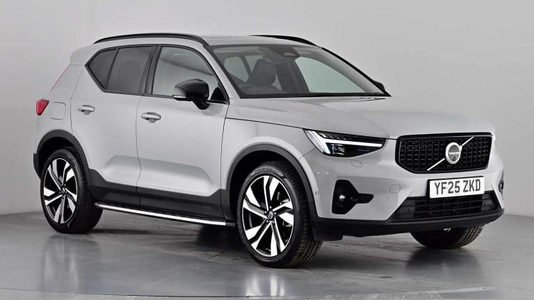 2025 Volvo XC40 Ultra, B3 Mild hybrid, Petrol, Dark Estate Petrol Automatic